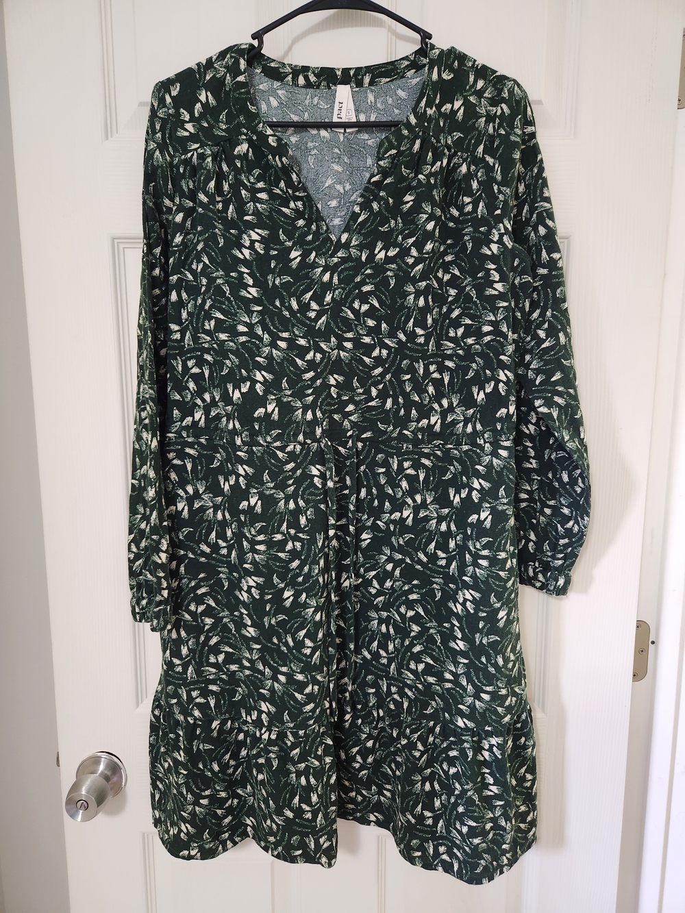 Pact Long Sleeve Dark Green Leaf Print Dress